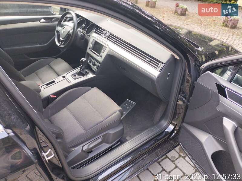 Универсал Volkswagen Passat 2016 в Львове