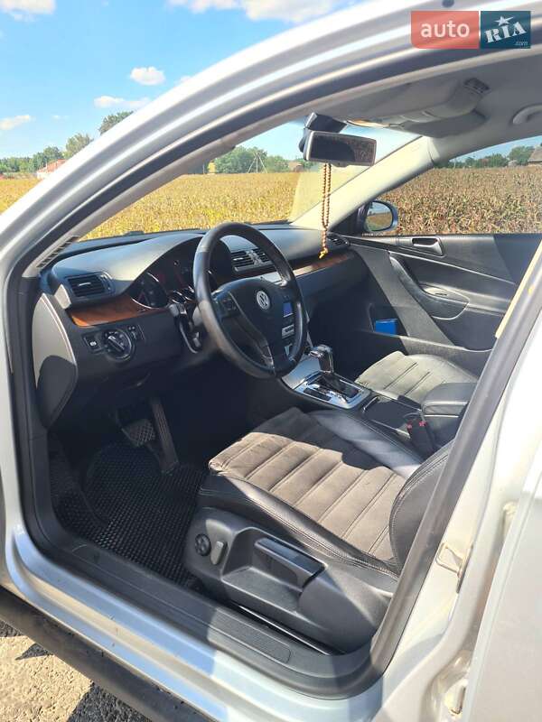 Седан Volkswagen Passat 2008 в Недригайліву