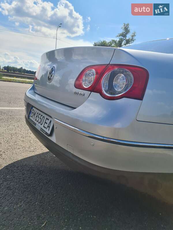 Седан Volkswagen Passat 2008 в Недригайліву