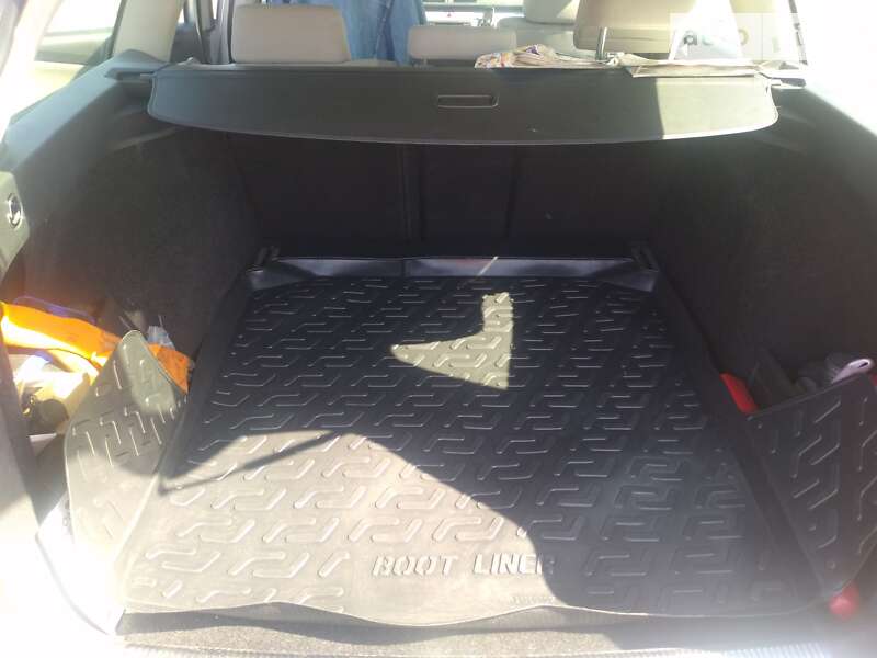 Универсал Volkswagen Passat 2010 в Ровно