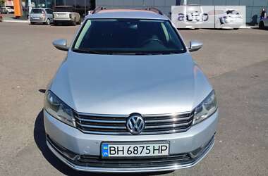 Универсал Volkswagen Passat 2011 в Одессе