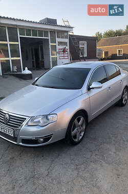 Седан Volkswagen Passat 2006 в Кропивницком