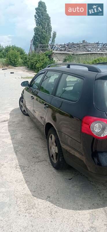 Универсал Volkswagen Passat 2009 в Софиевской Борщаговке