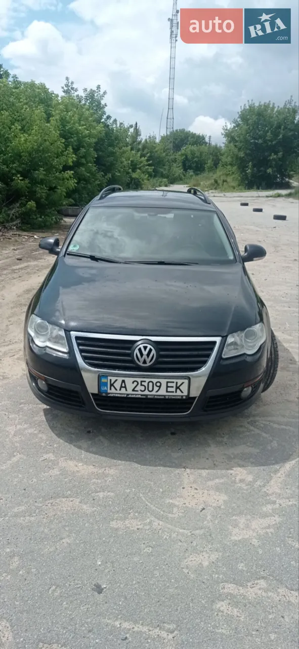 2010 Volkswagen Passat - мініатюра 18