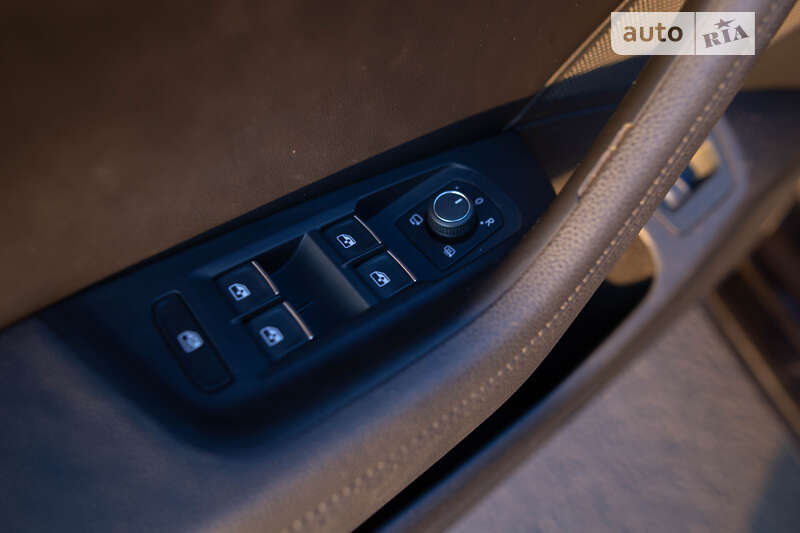 Седан Volkswagen Passat 2017 в Львове