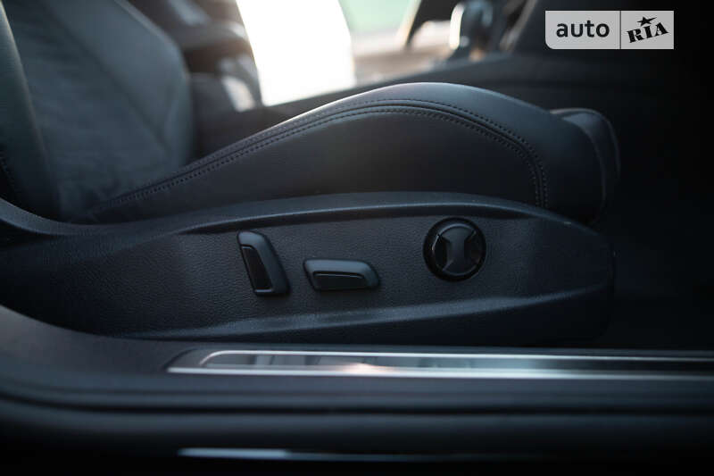 Седан Volkswagen Passat 2017 в Львове