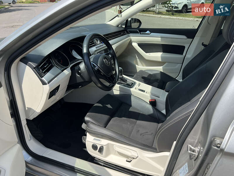 Универсал Volkswagen Passat 2017 в Виннице