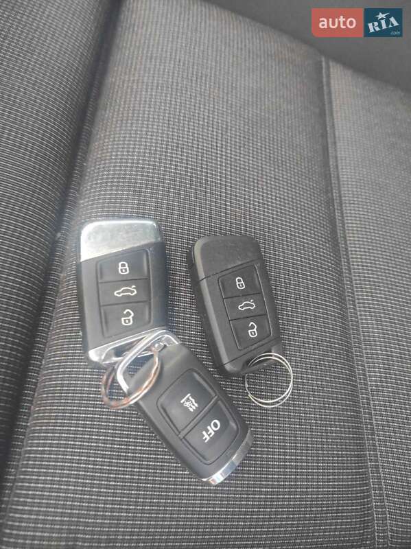 Универсал Volkswagen Passat 2016 в Тульчине