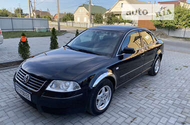 Седан Volkswagen Passat 2001 в Черновцах