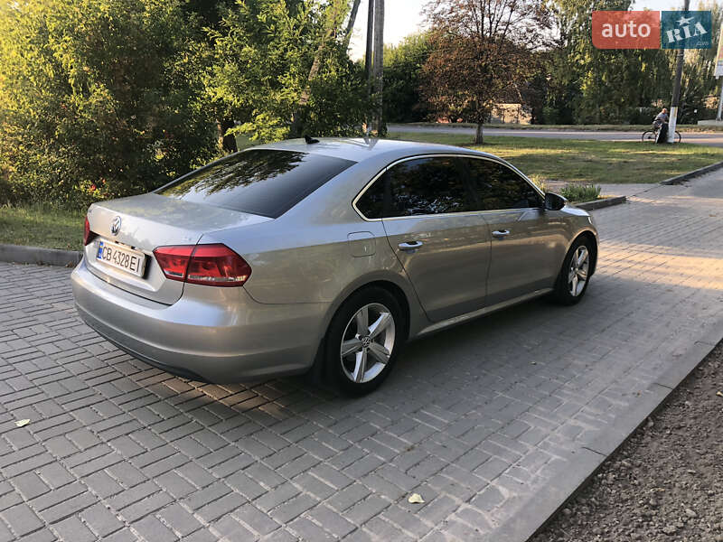 Седан Volkswagen Passat 2011 в Прилуках