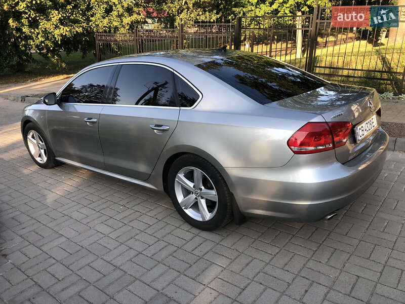 Седан Volkswagen Passat 2011 в Прилуках