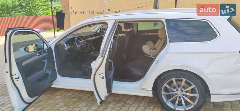Универсал Volkswagen Passat 2017 в Чорткове