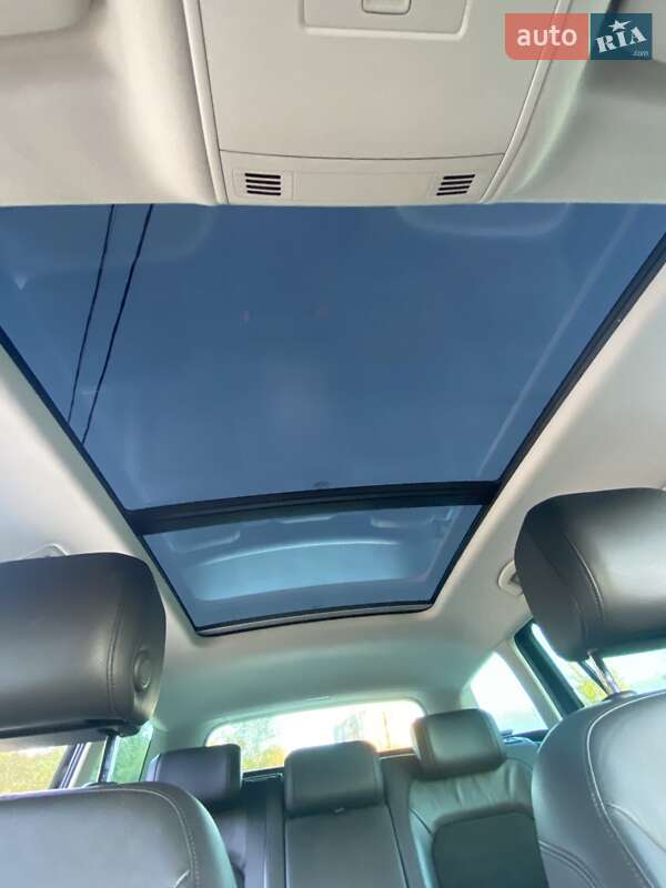 Універсал Volkswagen Passat 2015 в Львові