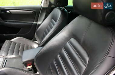 Универсал Volkswagen Passat 2011 в 
