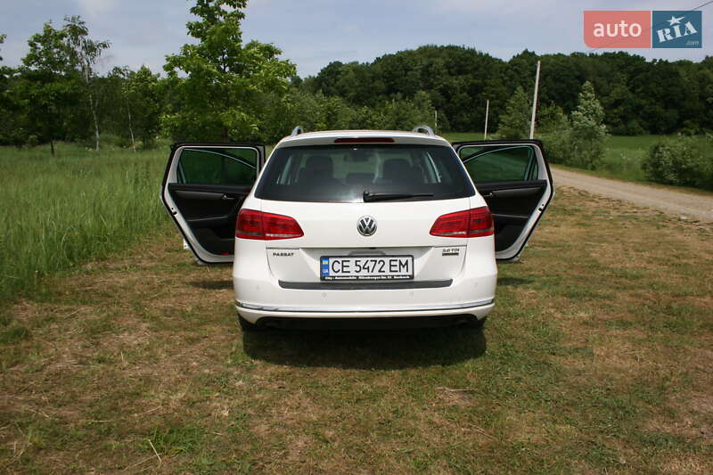 Универсал Volkswagen Passat 2011 в Черновцах