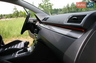 Универсал Volkswagen Passat 2011 в 