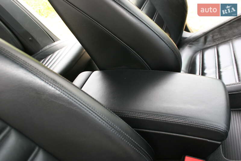 Универсал Volkswagen Passat 2011 в Черновцах