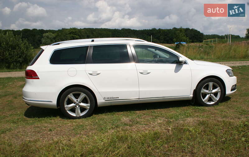 Универсал Volkswagen Passat 2011 в Черновцах