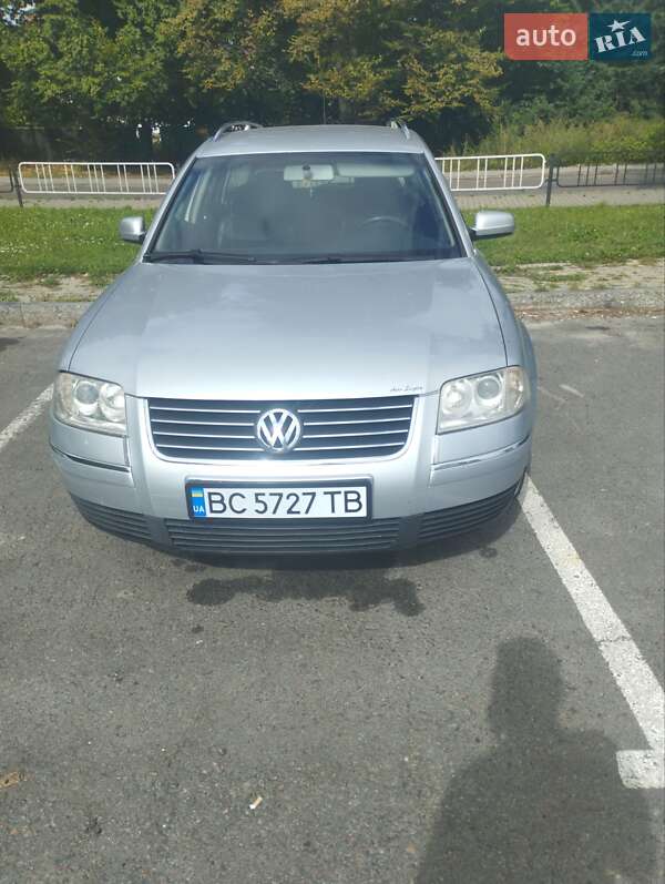 Универсал Volkswagen Passat 2002 в Львове