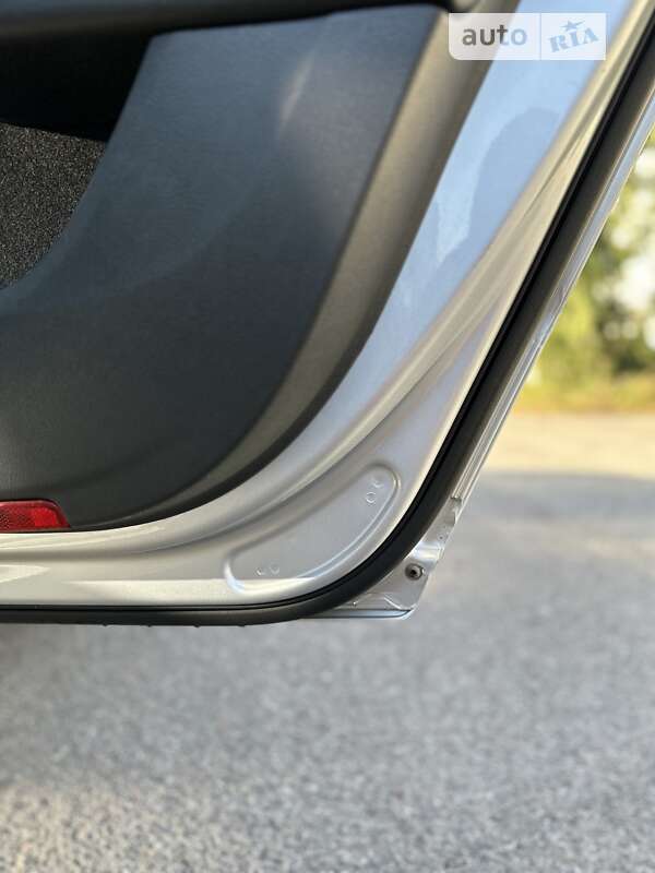 Универсал Volkswagen Passat 2014 в Тернополе фото 28 Универсал Volkswagen Passat 2014 в Тернополе