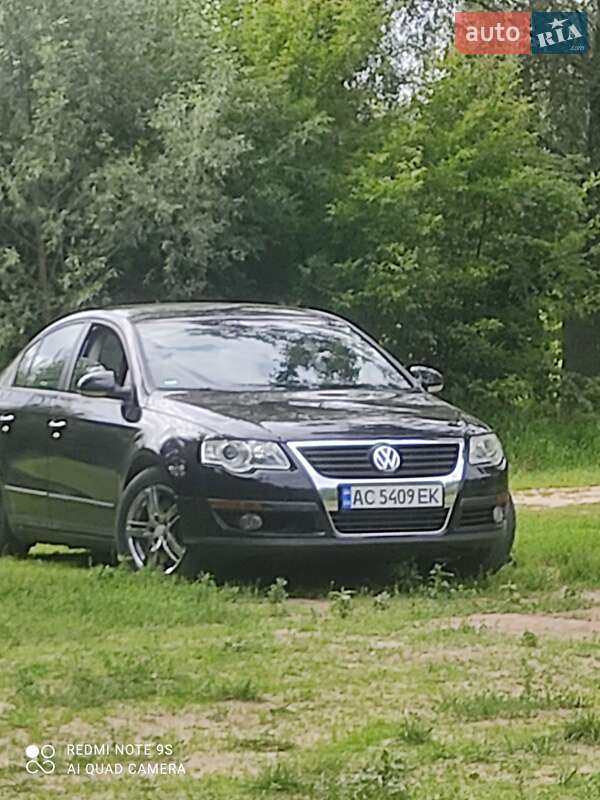 Седан Volkswagen Passat 2008 в Лебедині