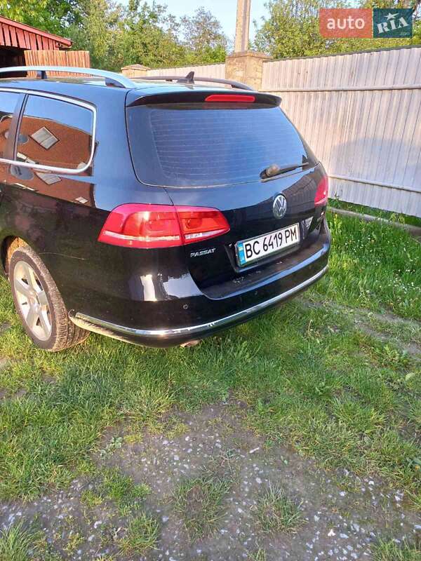 Универсал Volkswagen Passat 2010 в Яворове