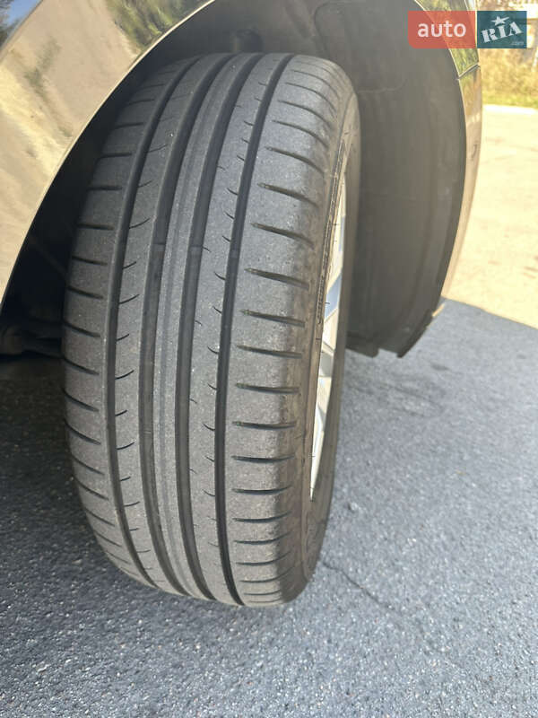 Універсал Volkswagen Passat 2017 в Запоріжжі