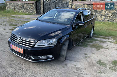 Универсал Volkswagen Passat 2012 в Дубно