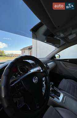 Универсал Volkswagen Passat 2008 в Киеве