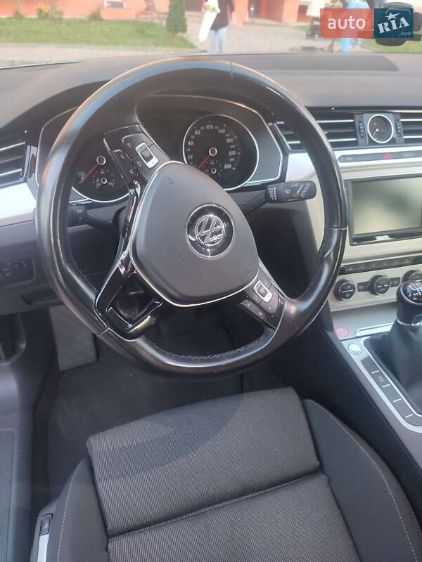 Универсал Volkswagen Passat 2016 в Тернополе