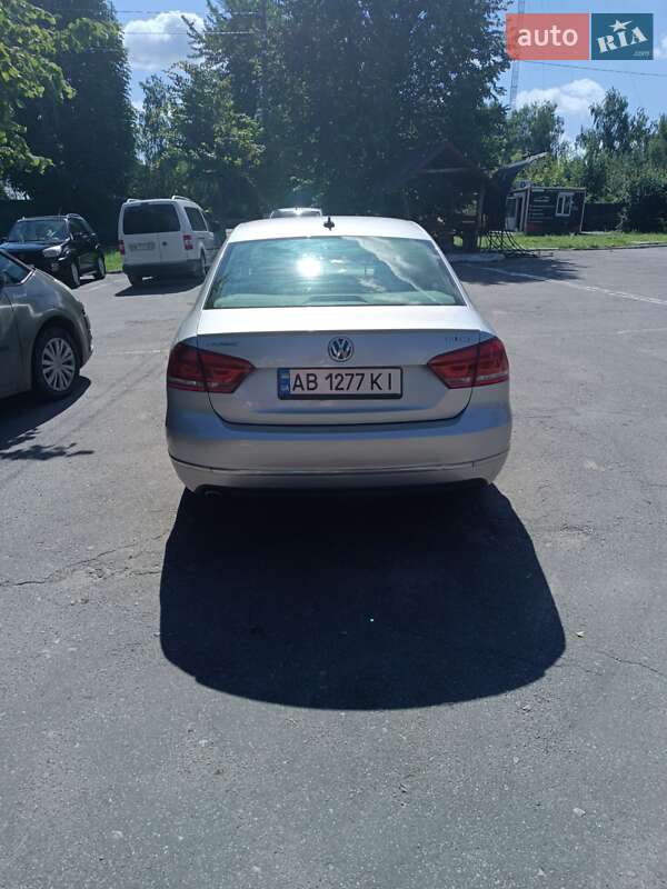 Седан Volkswagen Passat 2013 в Казатине