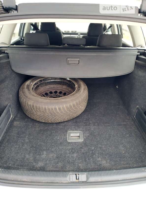 Универсал Volkswagen Passat 2008 в Дрогобыче