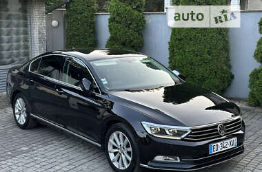 Седан Volkswagen Passat 2016 в 