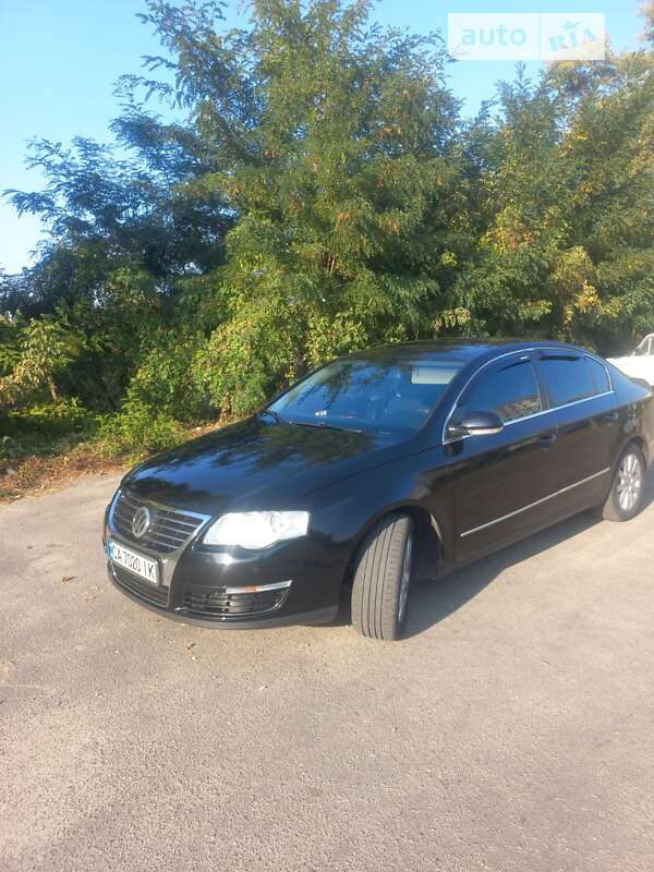 Седан Volkswagen Passat 2007 в Каневі