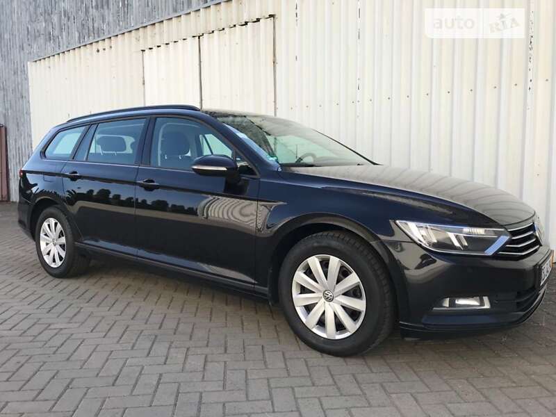 Універсал Volkswagen Passat 2017 в Володимирі