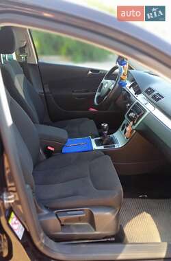 Универсал Volkswagen Passat 2009 в 
