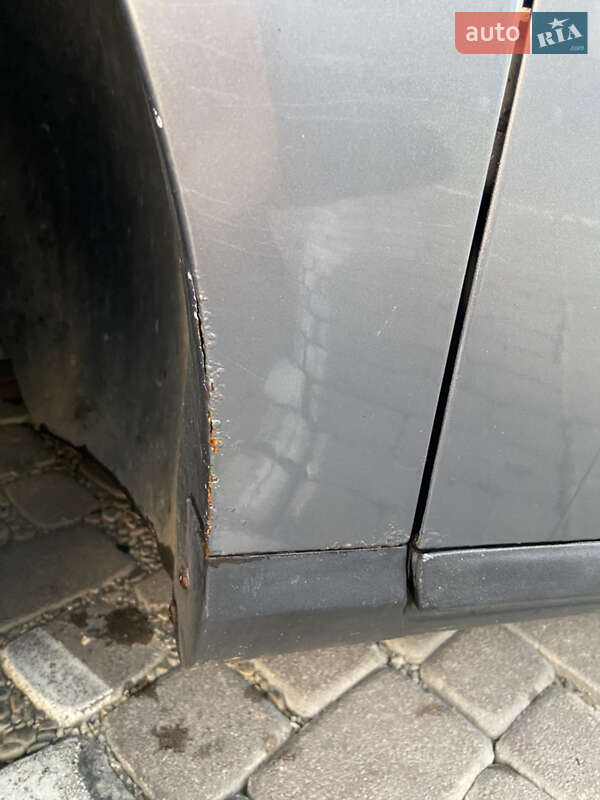 Универсал Volkswagen Passat 2005 в Черновцах