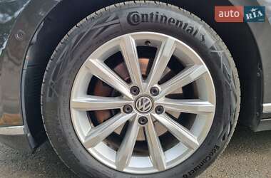 Седан Volkswagen Passat 2018 в 