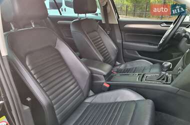 Седан Volkswagen Passat 2018 в 