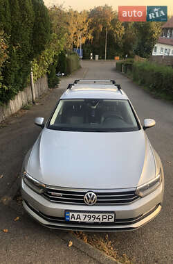 Универсал Volkswagen Passat 2015 в 