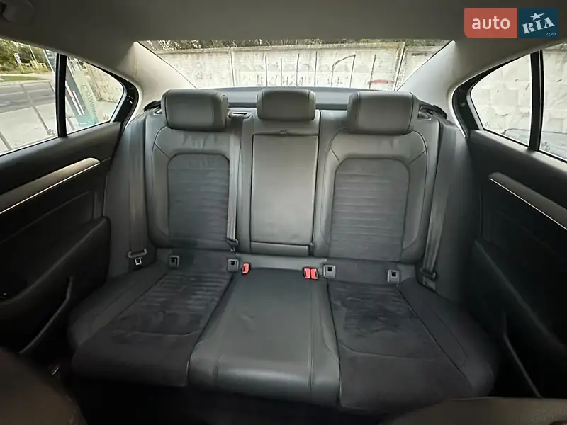 Volkswagen Passat 2019 VIN WVWZZZ3CZKE057746 фото оголошення 21 з 82