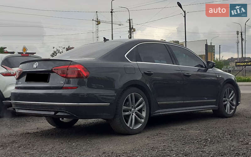 Седан Volkswagen Passat 2017 в Ужгороде