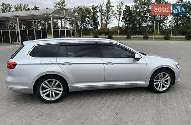 Универсал Volkswagen Passat 2017 в Кагарлыке