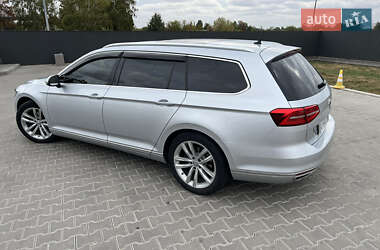 Универсал Volkswagen Passat 2017 в Кагарлыке