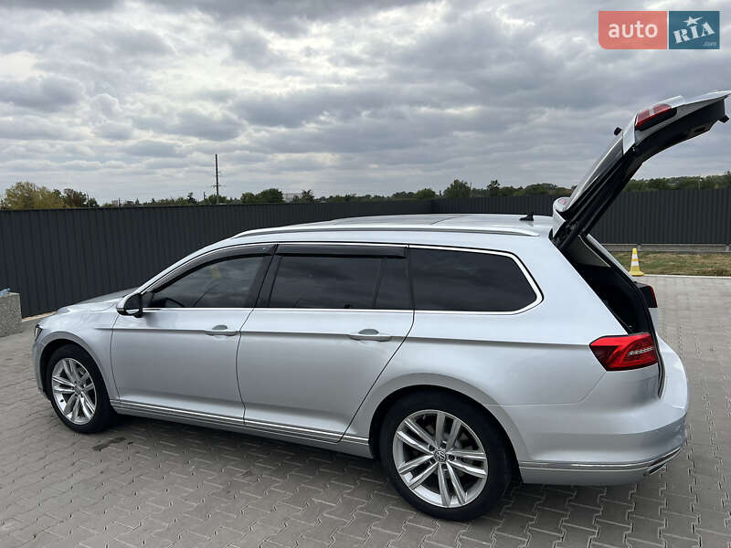 Універсал Volkswagen Passat 2017 в Кагарлику