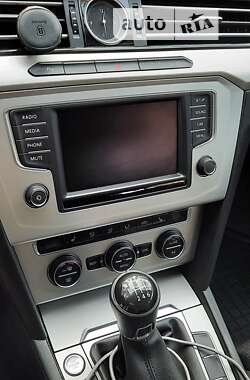 Универсал Volkswagen Passat 2015 в Ирпене