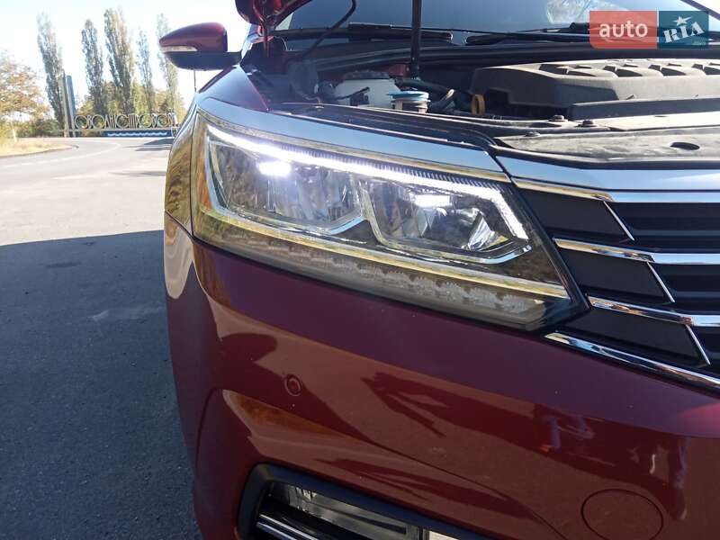 Седан Volkswagen Passat 2018 в Сокирянах