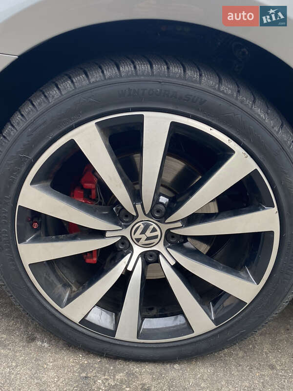 Седан Volkswagen Passat 2018 в Одессе