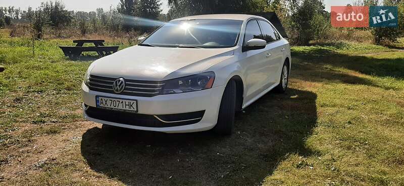 Седан Volkswagen Passat 2014 в Полтаві