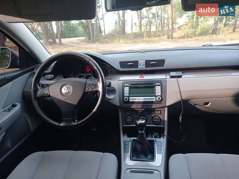 Універсал Volkswagen Passat 2007 в Зарічному